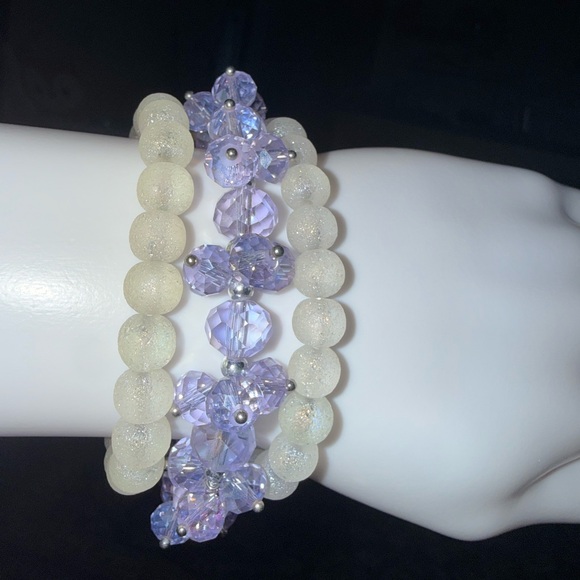 Jewelry - Beaded Bracelet Set - Cream and Purple